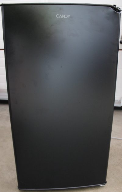 Candy CHASD4385EBC Table Top Refrigerator, E, Free standing, Height 85 cm, Fridge net 90 L, Black, SALE OUT., Candy Table Top Refrigerator, CHASD4385EBC, Energy efficiency class E, Free standing, Larder, Height 85 cm, Fridge net capacity 90 L, 37 dB, Black, NOT ORIGINAL PACKAGING, DAMAGED DOOR HINGE. DENTED DOOR (TOP, NEAR HINGE) AND LEFT SIDE (BOTTOM)